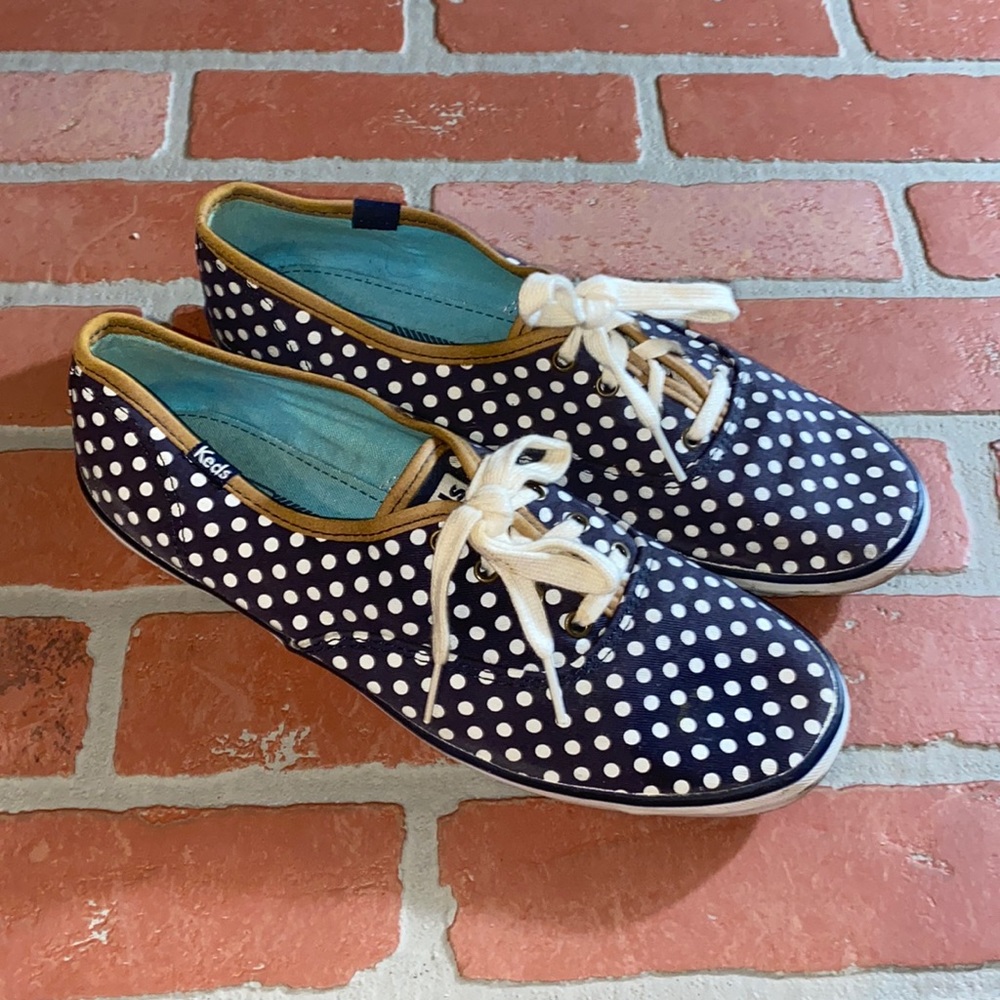 Navy & white polka dot Keds sneakers